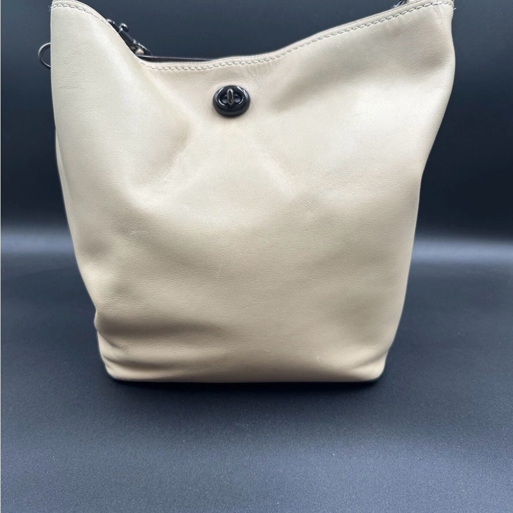 Coach DF-50115 - Light Tan Duffle/Purse